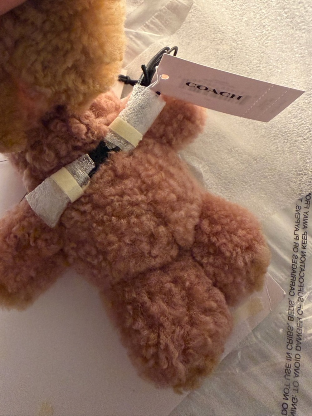 COACH Women's Floppy Bunny Shearling Shoe Charm - Pink NWT NIB - Picture 2 of 11